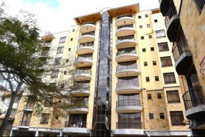 Luxurious 3 Bedroom Apartment – Lavington