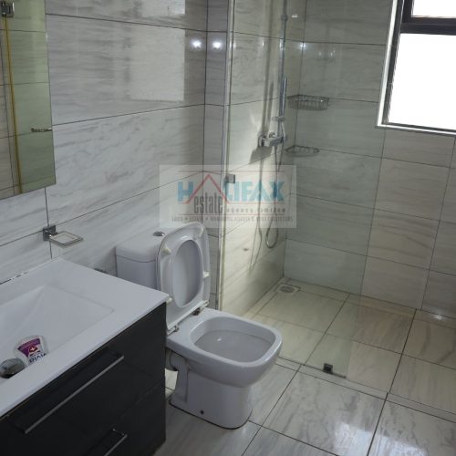 Park Haven Apartments - 3 Bedroom Apartment On 2nd Parklands Avenue
