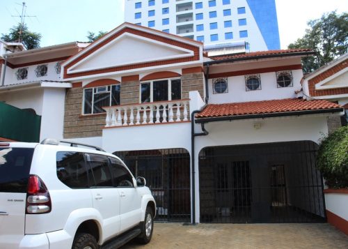 4 Bedroom Villa Plus Dsq-Brookside Drive