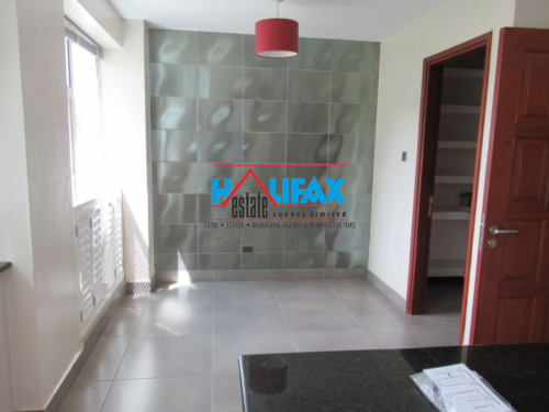 One Riverside Drive Apartment - Riverside