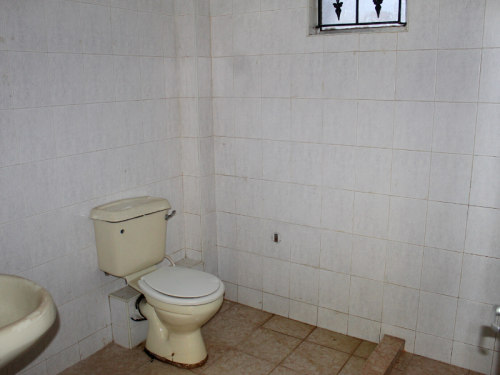 2 bedroom apartment along Githunguri Road in Kileleshwa