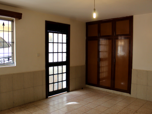 2 bedroom apartment along Githunguri Road in Kileleshwa