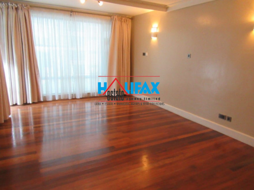 One Riverside Drive Apartment - Riverside