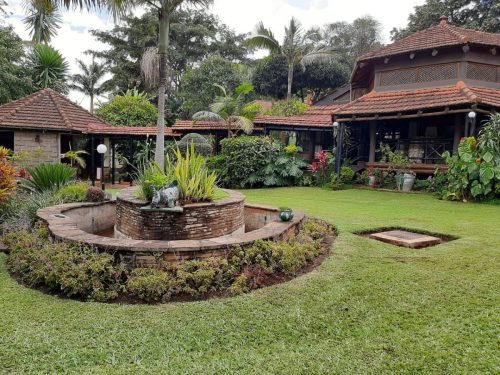 Beautiful and Spacious 5 bedroom - Spring Valley