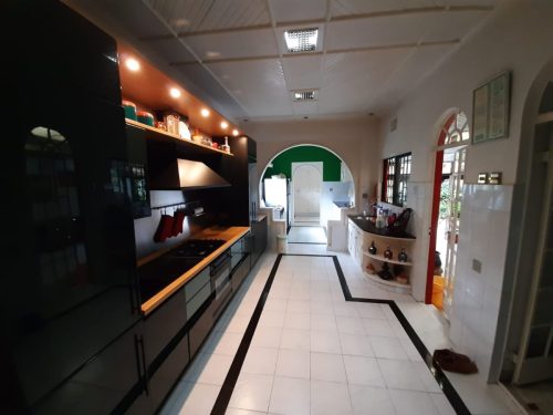 Beautiful and Spacious 5 bedroom - Spring Valley